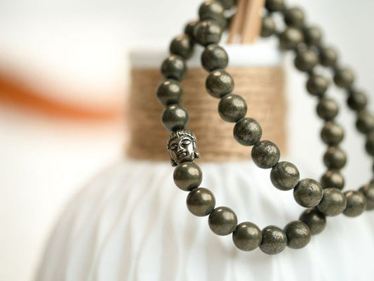 Pyrite – How To Use This Lucky Stone For Money Manifesting